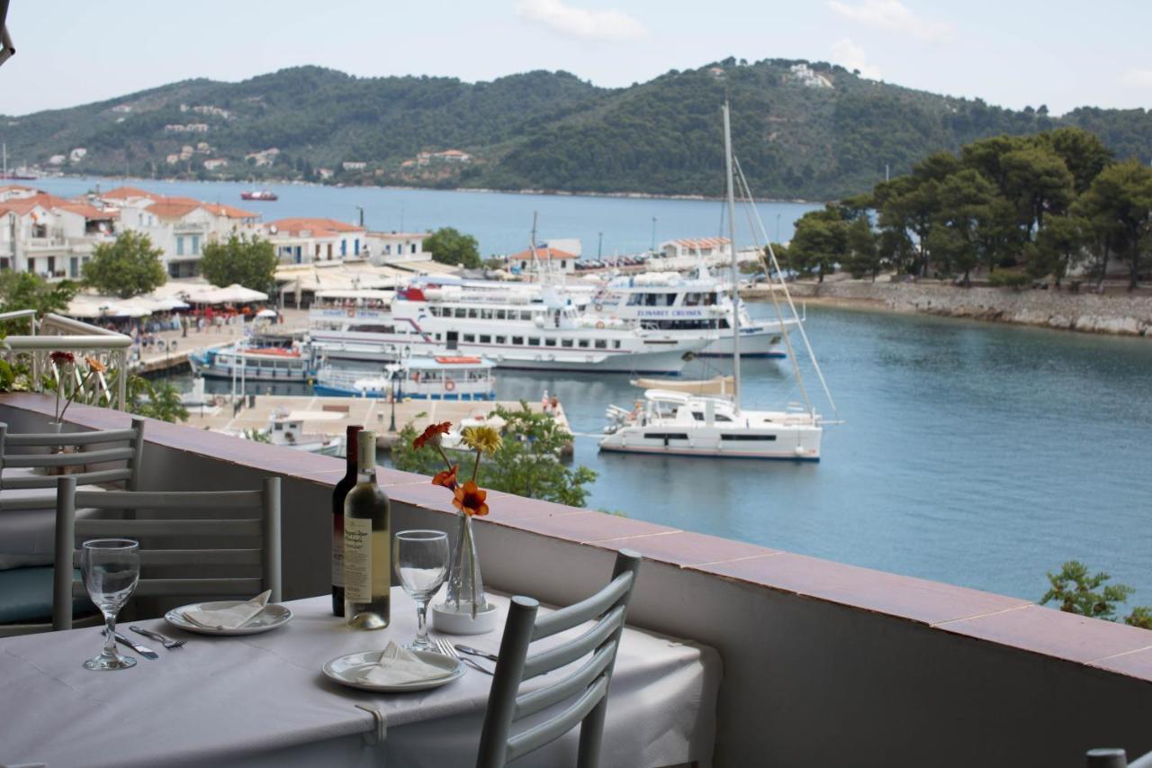 Villas Alexandra Skiathos Platanias  Eksteriør billede