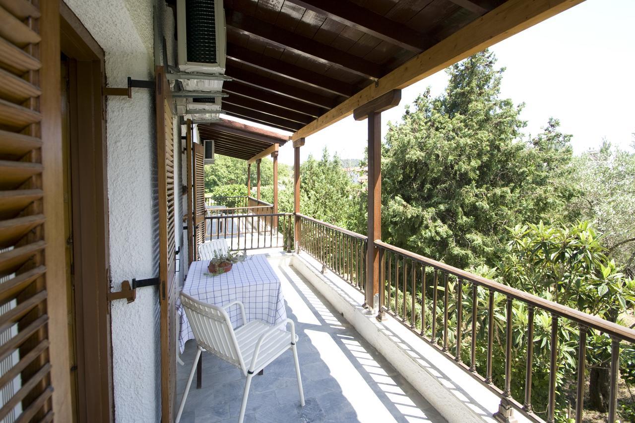 Villas Alexandra Skiathos Platanias  Eksteriør billede